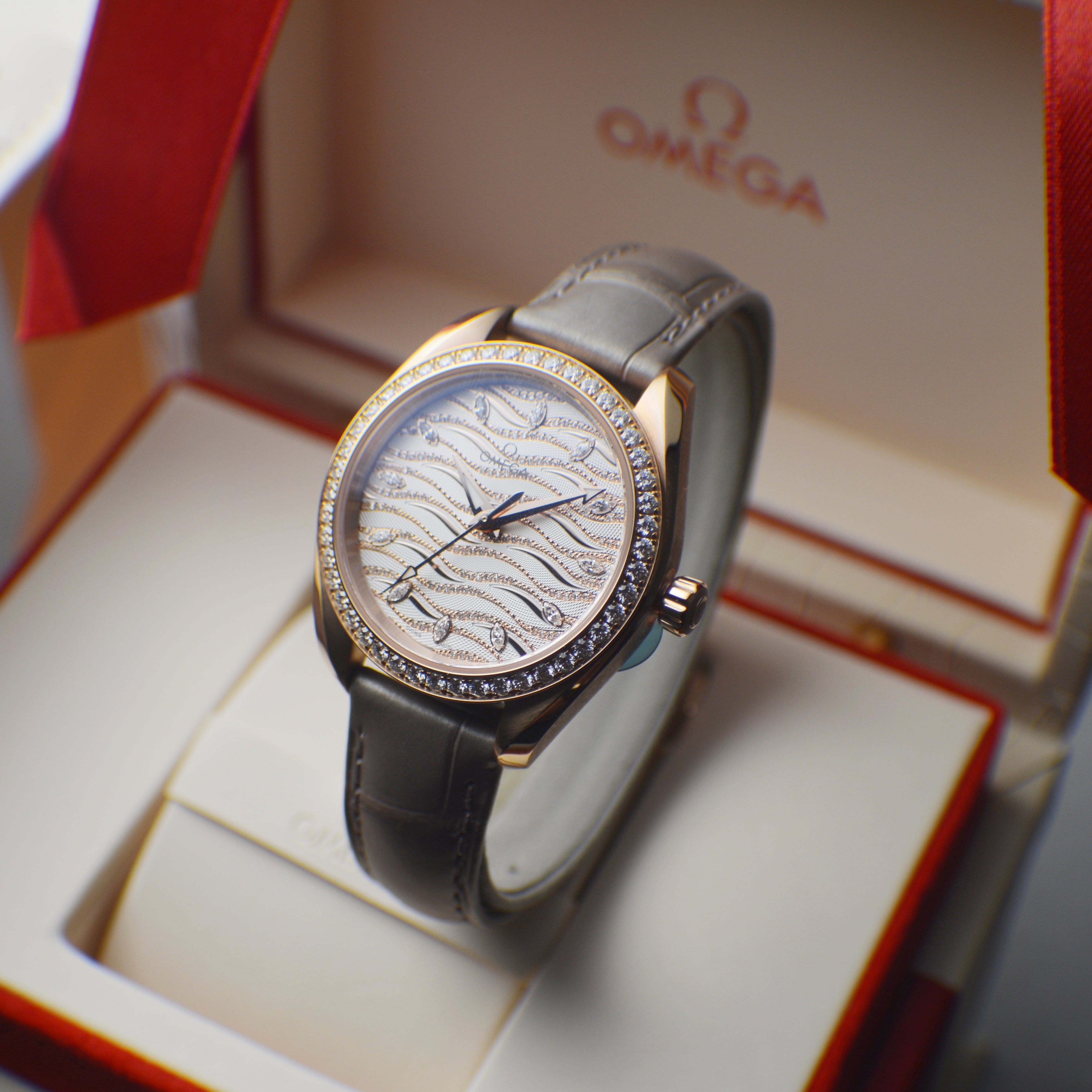 Omega Seamaster Aqua Terra Sedna Gold | Diamonds | 220.58.34.20.99.006