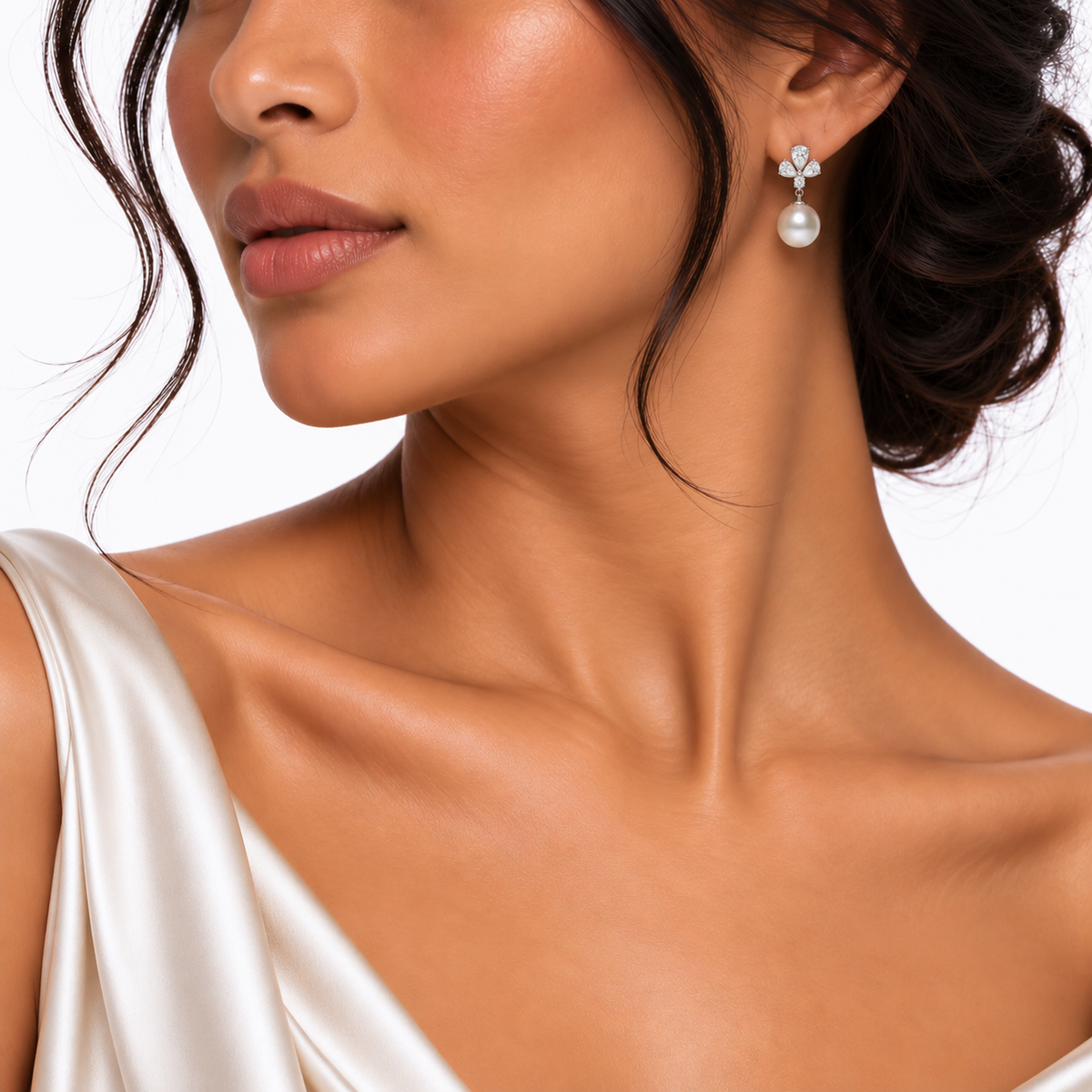 8.3mm Cultured Pearl Diamond Earrings in 18ct White Gold