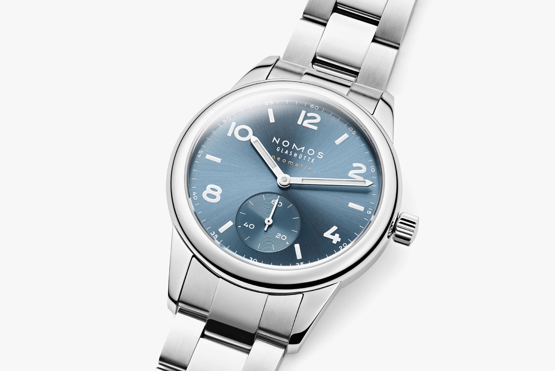 NOMOS Glashutte Club Sport Neomatik Polar 37mm | 750