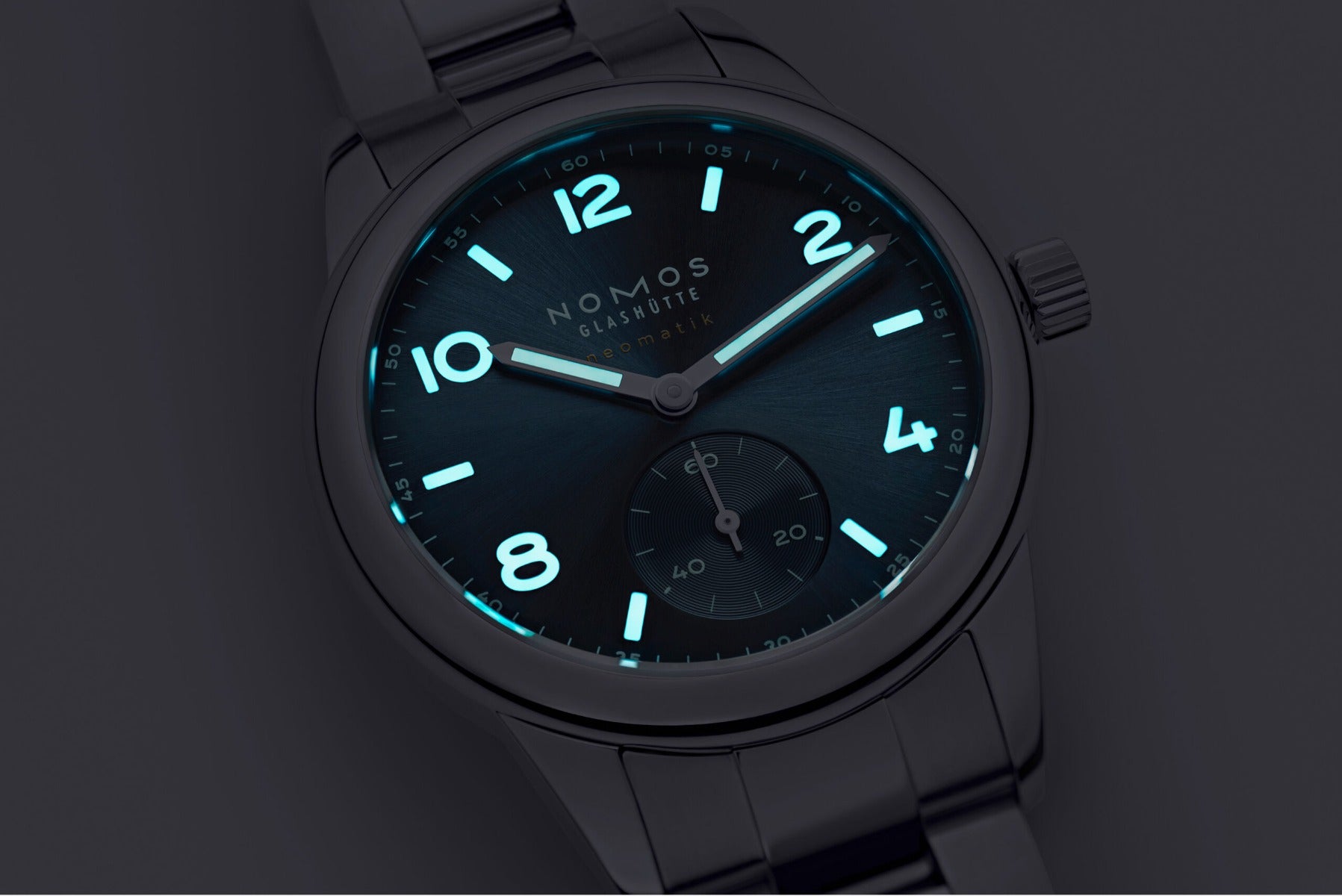 NOMOS Glashutte Club Sport Neomatik Polar 37mm | 750