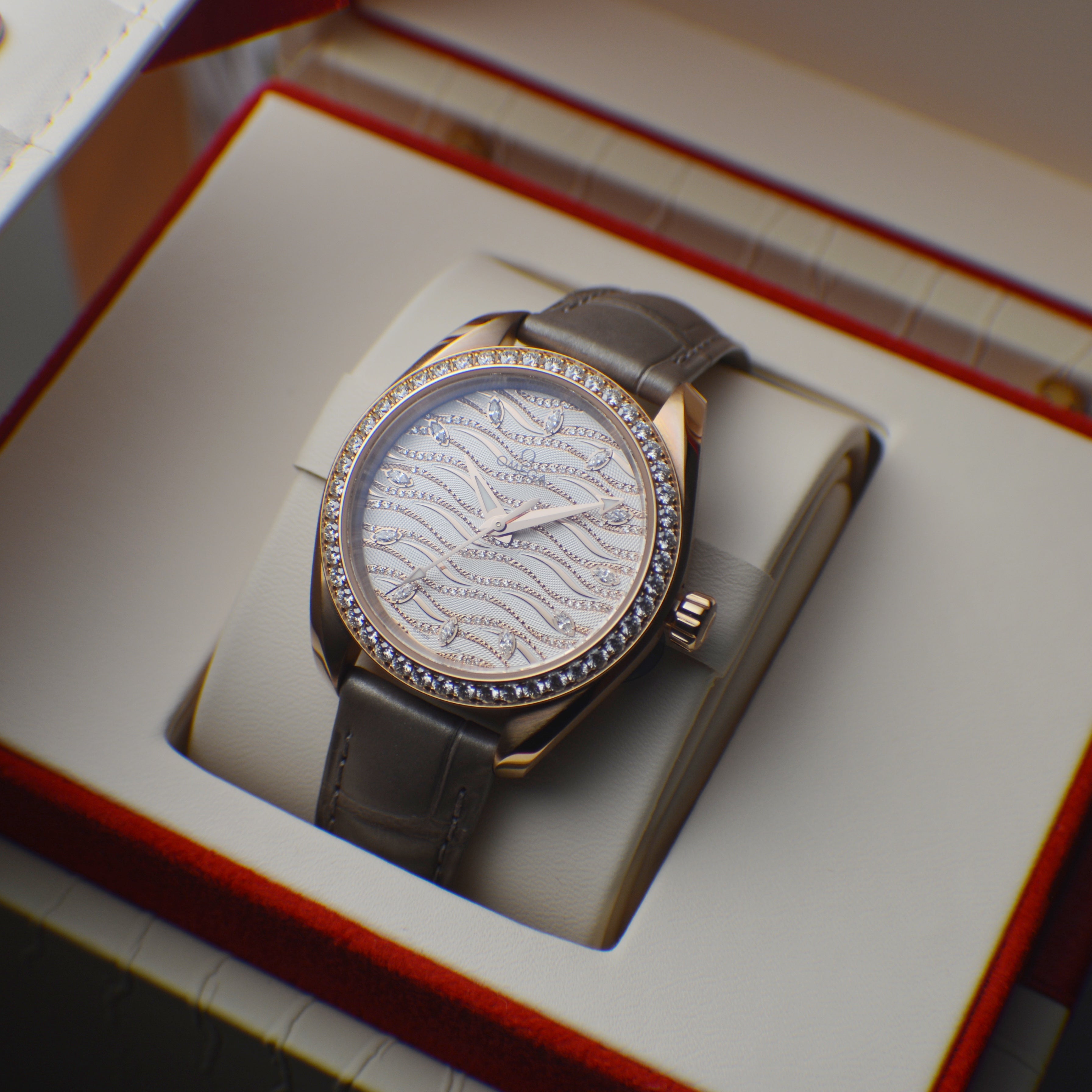 Omega Seamaster Aqua Terra Sedna Gold | Diamonds | 220.58.34.20.99.006
