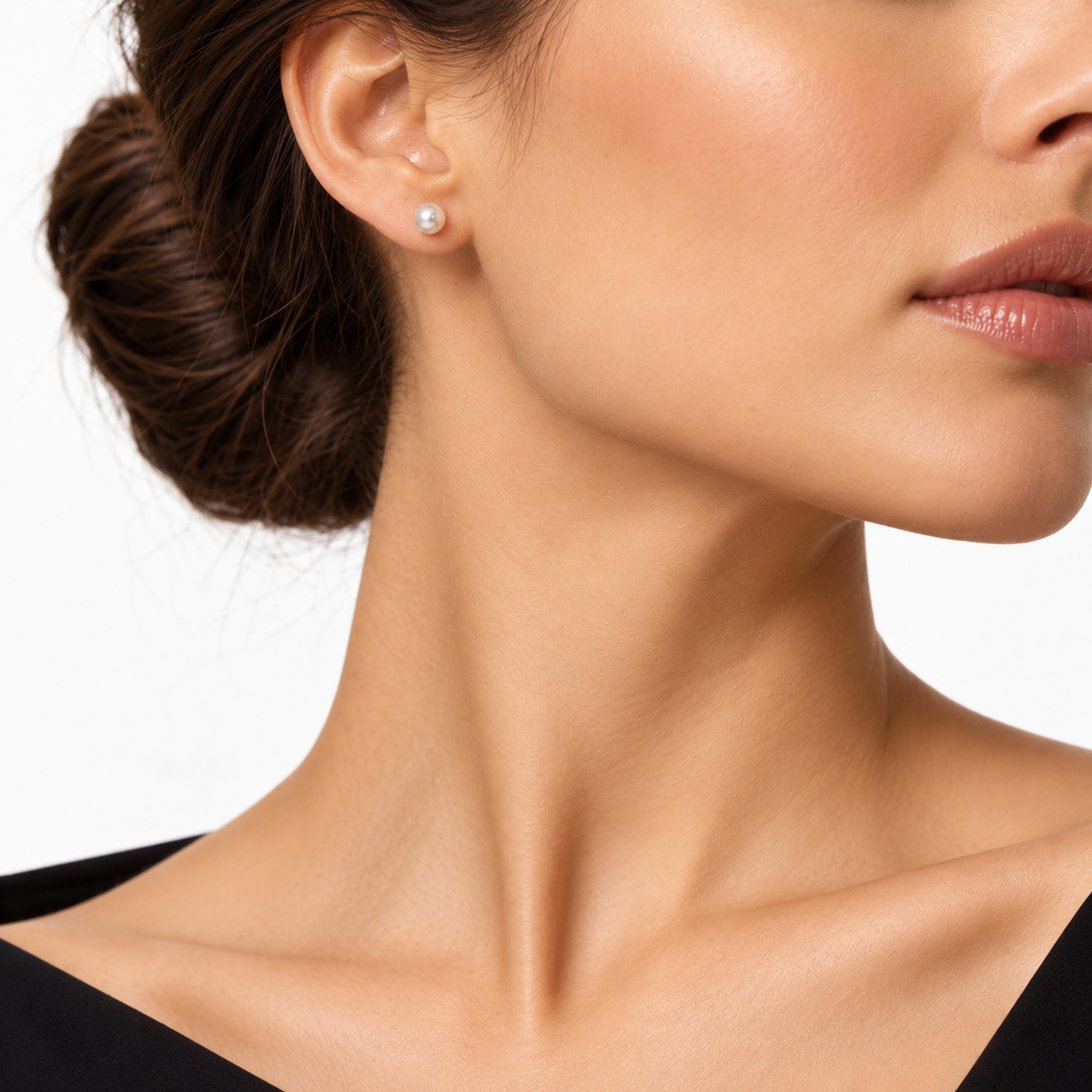 5mm Akoya Cultured Pearl Stud Earrings 9ct Yellow Gold