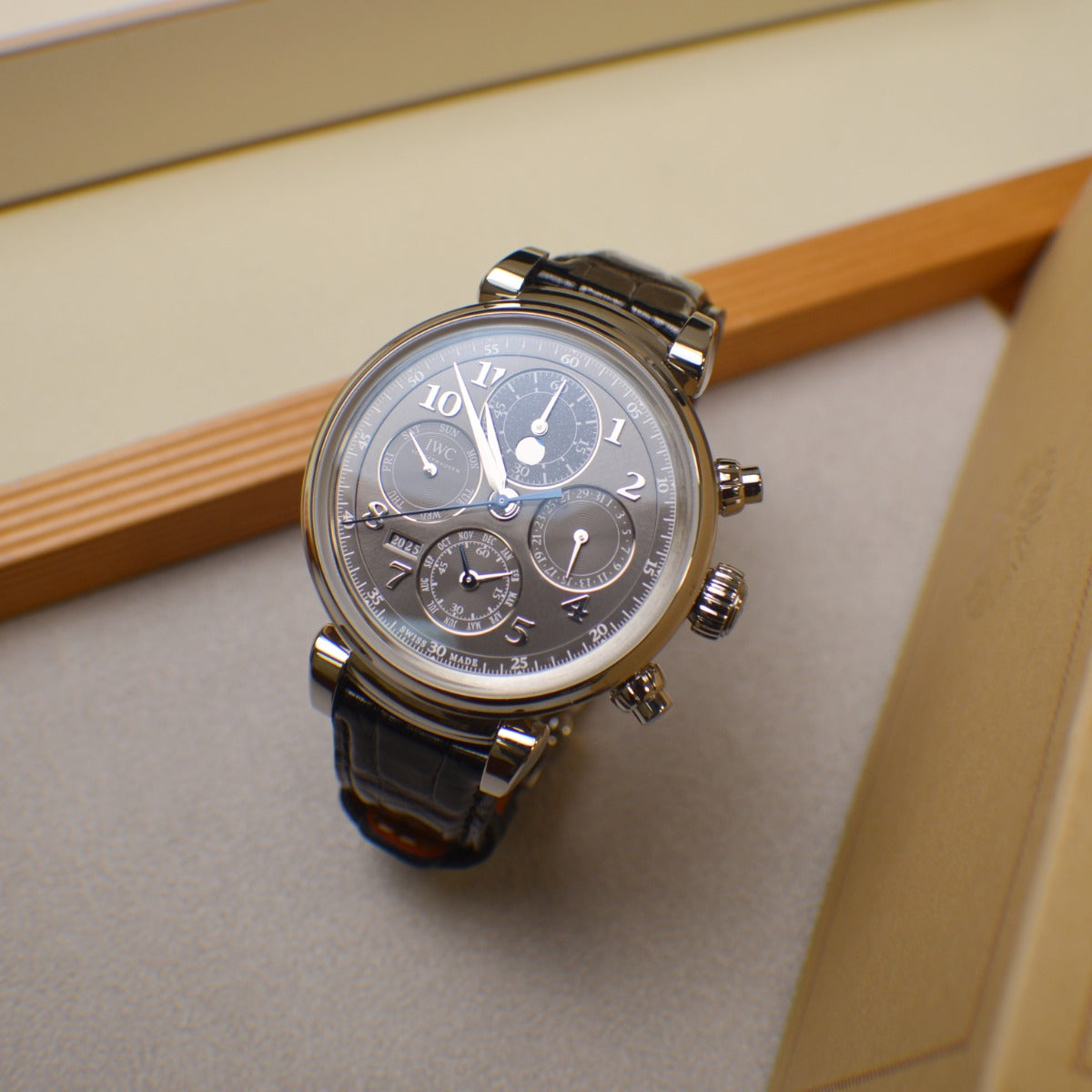 Pre-Owned | IWC Da Vinci Perpetual Calendar Chronograph | IW392103