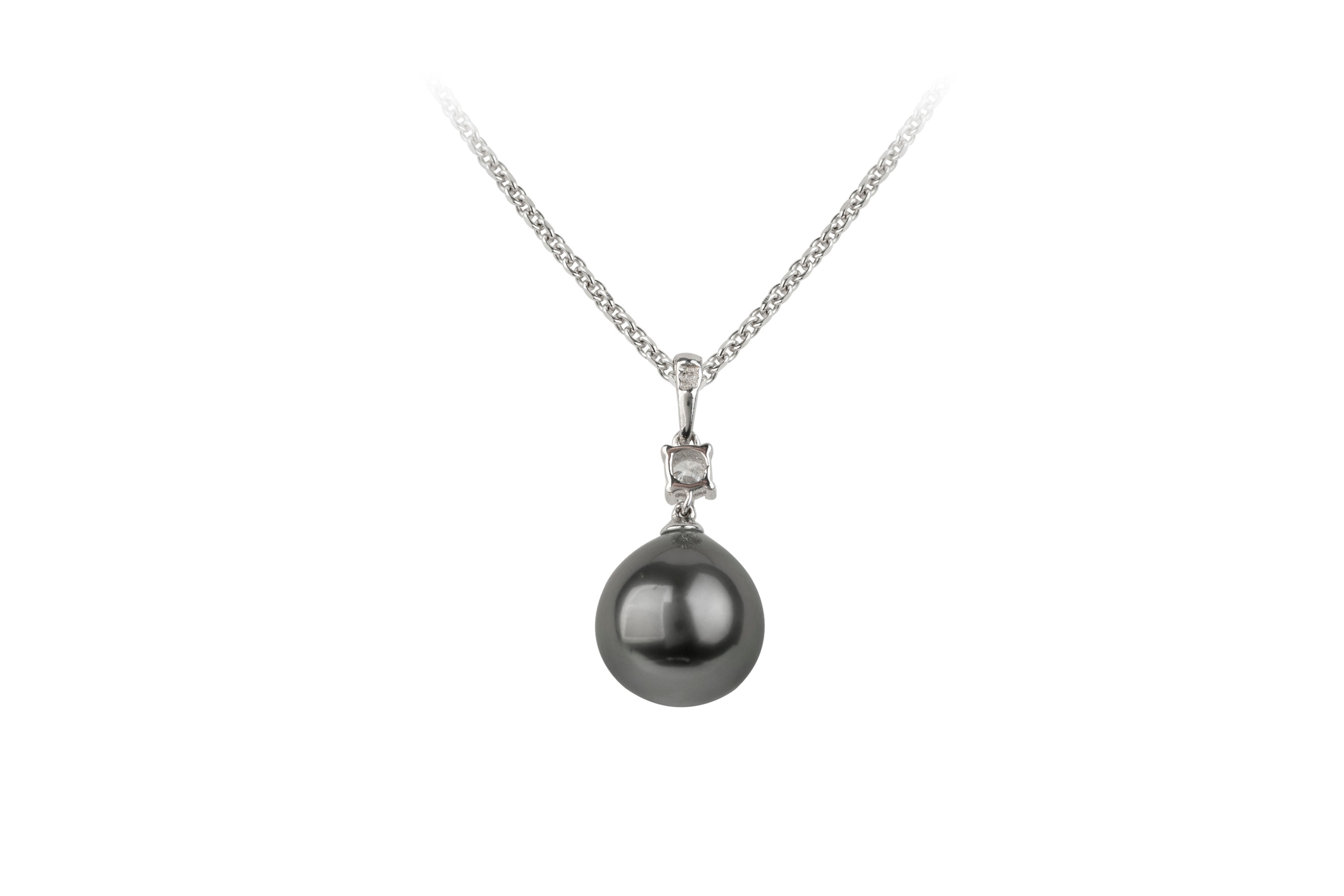 Tahitian Pearl & Diamond Pendant & Chain in 18ct White Gold