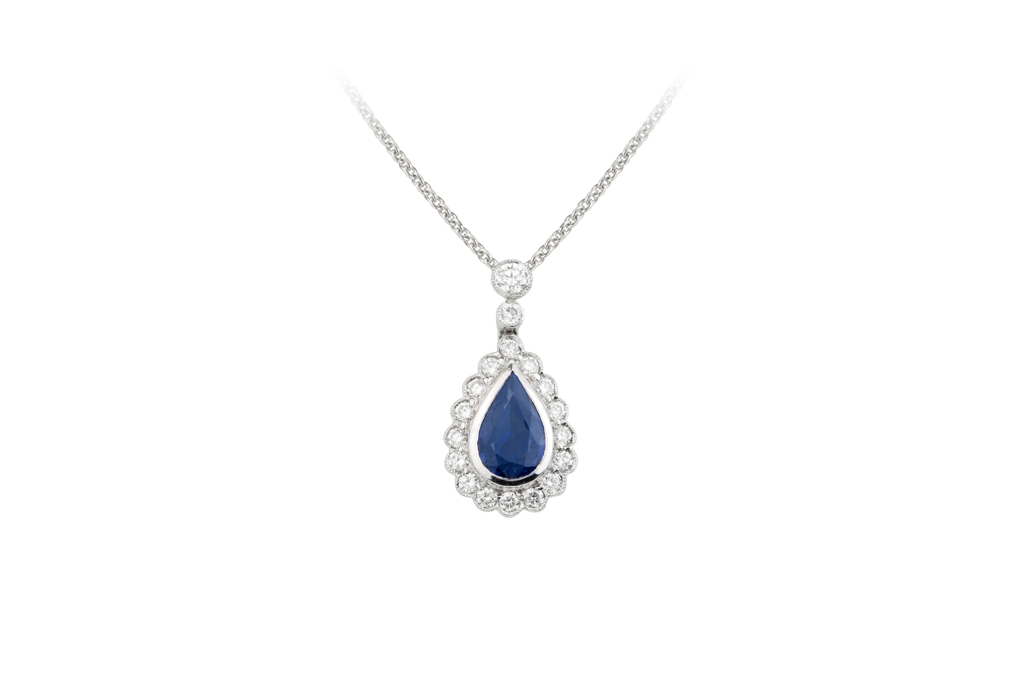 SE11922 Sapphire & Diamond Pendant & Chain in 18ct White Gold