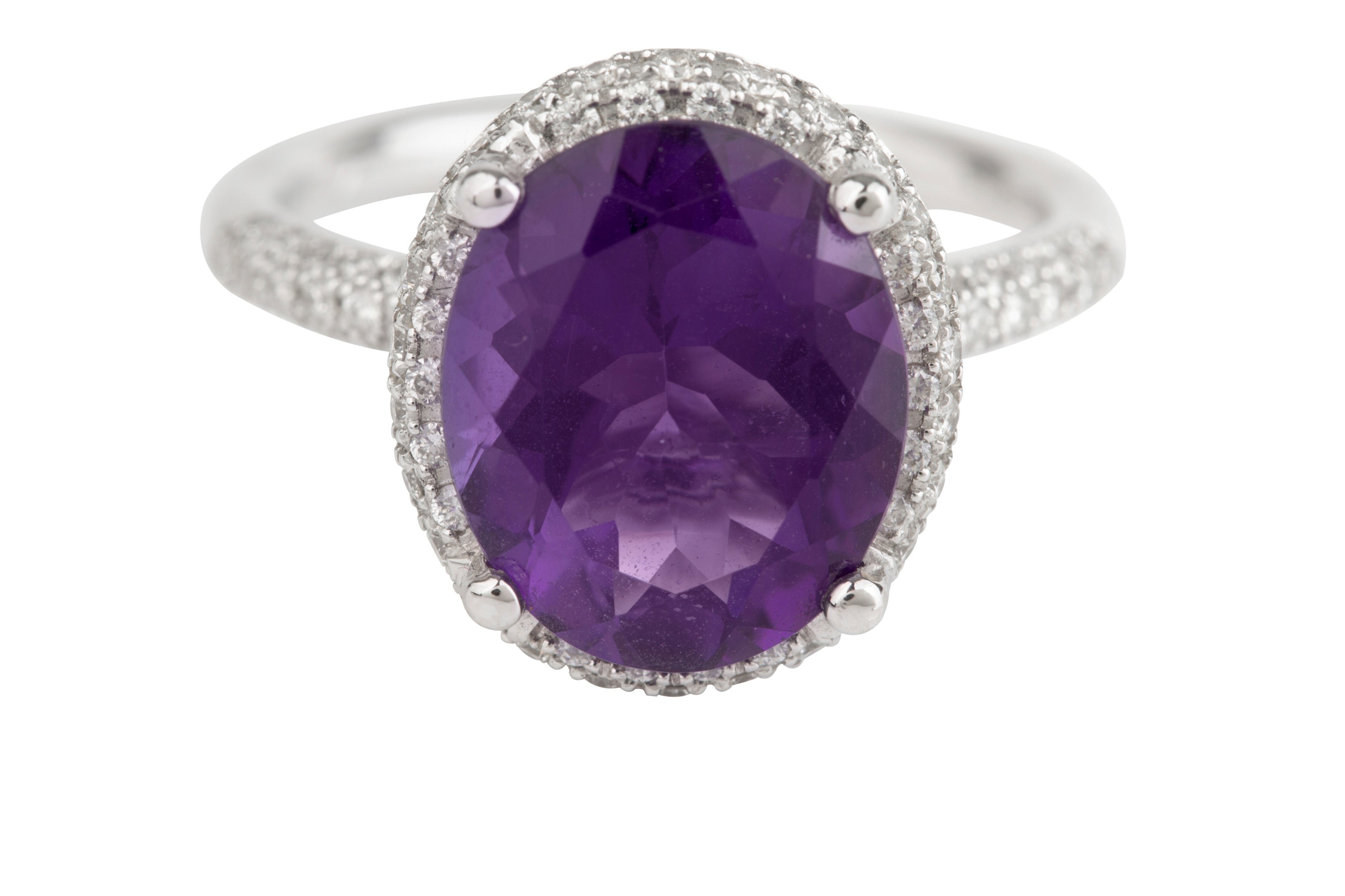 TP8507 Amethyst & Diamond Oval Cluster Ring in 18ct White Gold (Amethyst - 3.79ct; Diamond - 0.42ct)