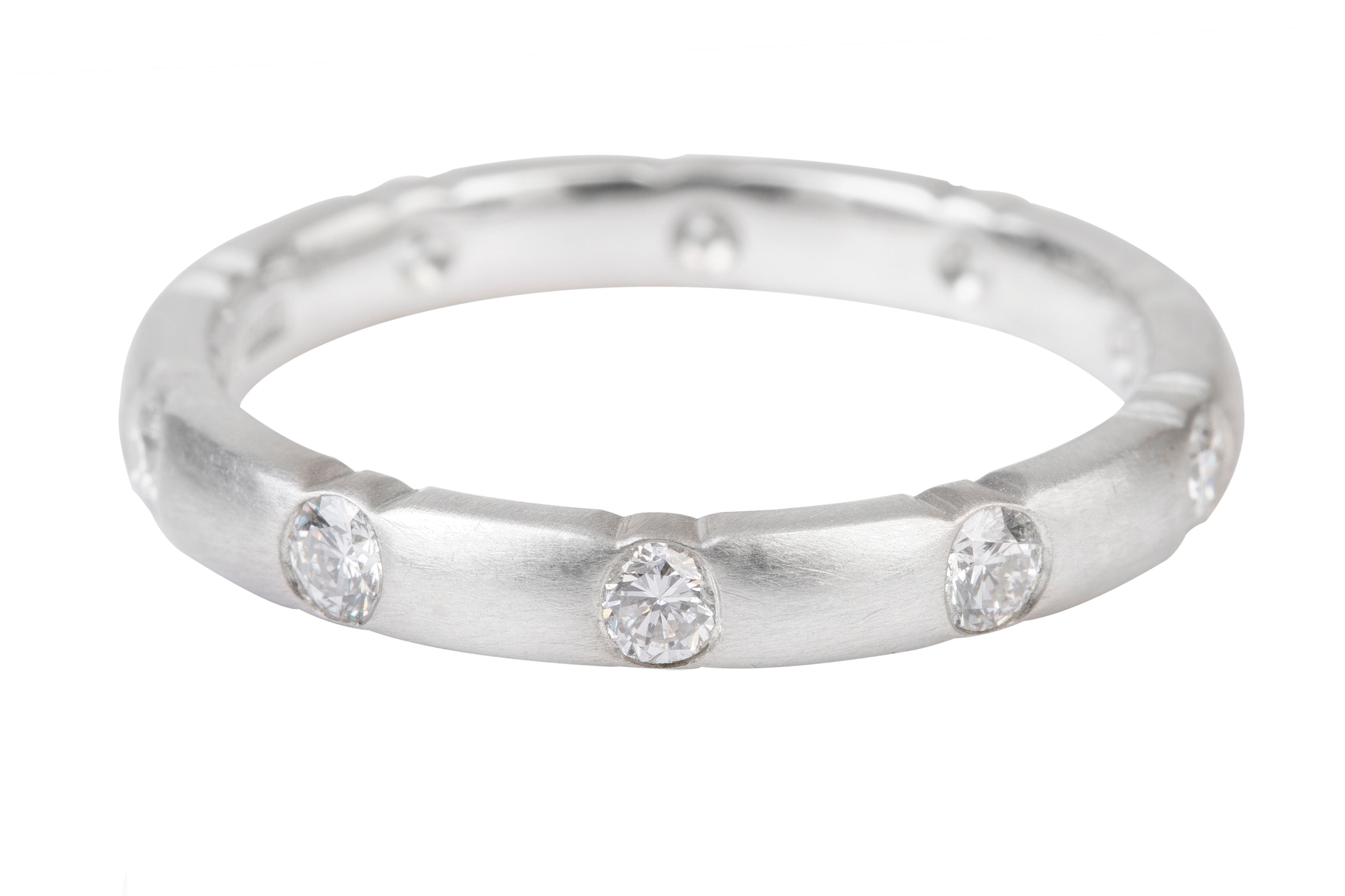 XD513 Diamond Eternity Ring in Platinum (0.50ct)