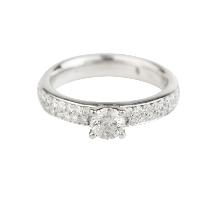 TP7520 Diamond Engagement Ring in Platinum with Diamond Pave set Shoulders (0.98ct)